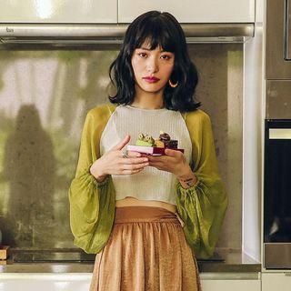 Raglan Long-sleeve Crop Top