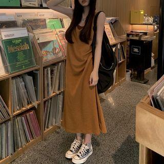 Plain Tank Top / Midi Overall Dress