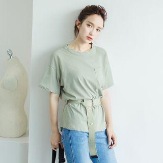 Short-sleeved Basic T-shirt With Belt