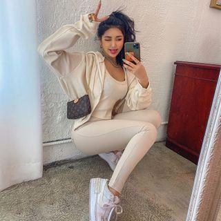 Set: Zip-up Cropped Hoodie + Sleeveless Top