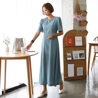 Plus Size Puff-shoulder Maxi Flare Dress