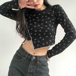 Long-sleeve Smiley Face Print Crop Top