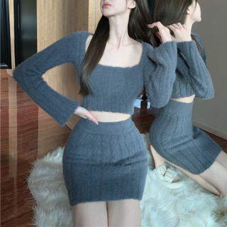 Rib Knit Sweater / Pencil Skirt