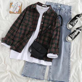 Plaid Shirt / T-shirt / Wide-leg Jeans
