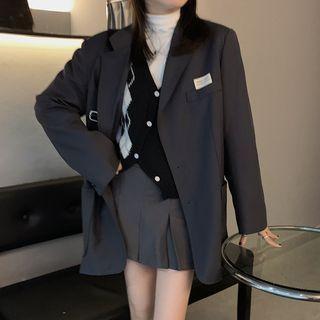 Lettering Blazer / Pleated Skirt