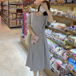 Short-sleeve Plain Ruched Side Slit Dress