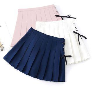 Lace-up Detail Pleated Skirt