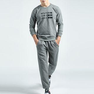 Set: Printed Sweatshirt + Lettering Sweatpants
