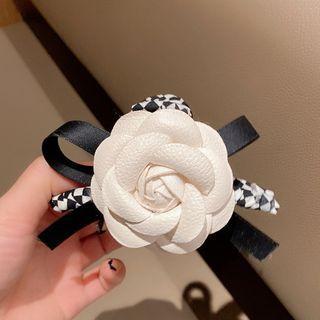 Flower Faux Leather Hair Clamp