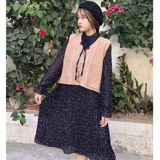 Floral Long-sleeve Midi Dress / Button Knit Vest