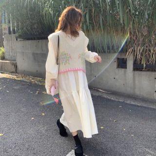 Long-sleeve Plain Loose Fit Dress / V-neck Floral Jacquard Knit Vest