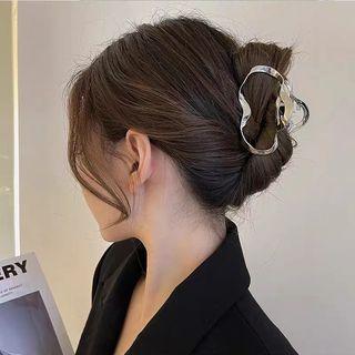Asymmetrical Hair Claw