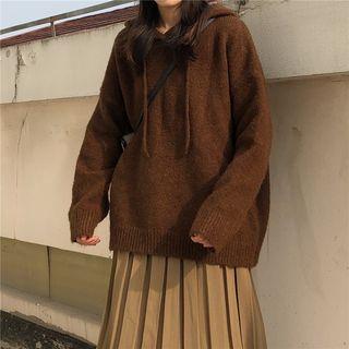 Hooded Sweater / Midi Pleated Skirt