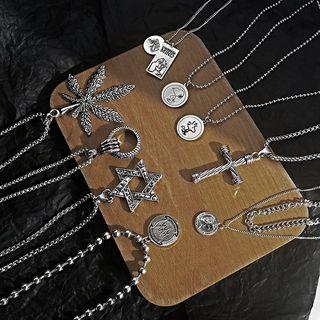 Alloy Rhinestone Pendant Necklace (various Designs)