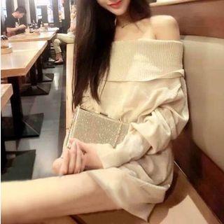 Plain Off-shoulder Knit Pullover