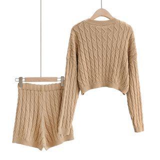 Set: Cable Knit Cropped Sweater + Shorts