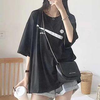 Set: Elbow-sleeve Printed T-shirt + Sweatshorts