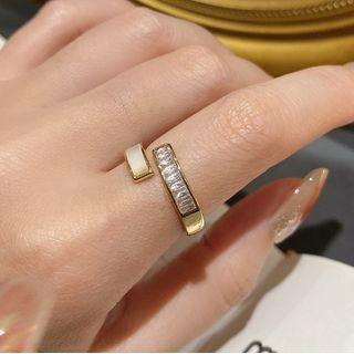 Rhinestone Shell Open Ring 1 Pc - Gold - One Size