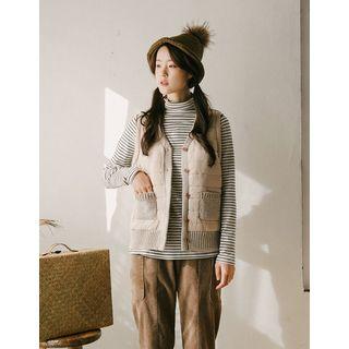Button-down Quilted Knit Vest