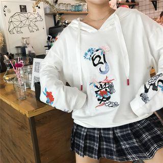 V-neck Embroidered Long-sleeve Sweatshirt