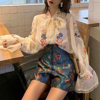 Floral Shirt / High-waist Shorts