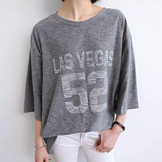 3/5-sleeve Lettering Top