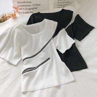 Cutout Zip Accent Short-sleeve Top