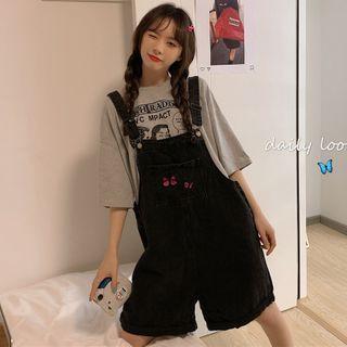 Elbow-sleeve Graphic Print T-shirt / Denim Dungaree Shorts