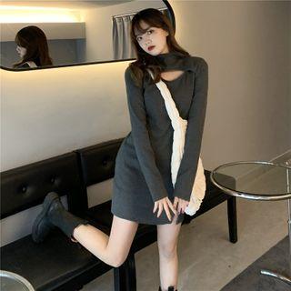 Mock-neck Cutout Long-sleeve Knitted Dress