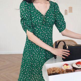 V-neck Short-sleeve A-line Dress Green - One Size