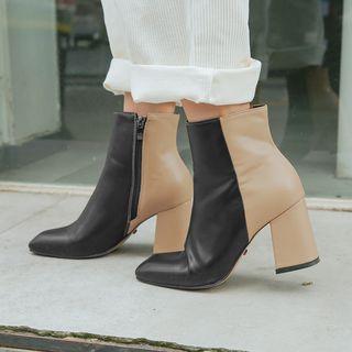 Square-toe Two Tone Ankle Boots
