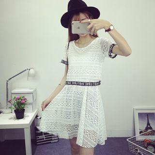 Mock Two-piece Lace Short-sleeve Mini Dress