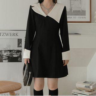 Color-block Asymmetric Collar Mini Dress
