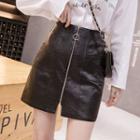 Faux Leather Zipped Asymmetric Skirt