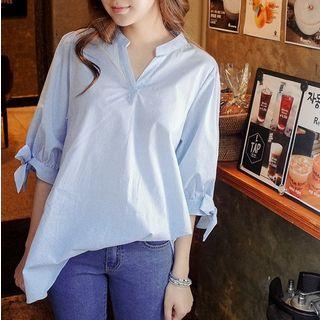 Elbow-sleeve Split-neck Pinstriped Shirt