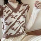 Long-sleeve Plain T-shirt / Houndstooth Sweater Vest