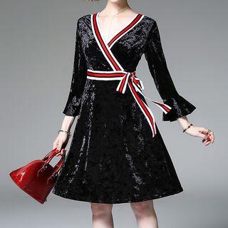 Ribbon Trim V-neck 3/4-sleeve A-line Dress