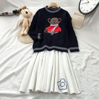 Bear Embroidery Sweater / Pleated Midi Skirt