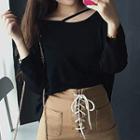 Long-sleeve Strapped T-shirt