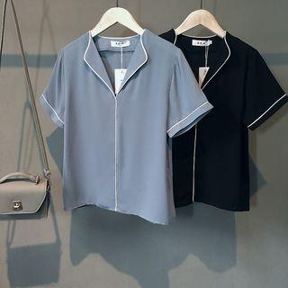 Contrast Trim Short Sleeve V-neck Blouse