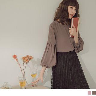 Buttoned Puff Sleeve Top