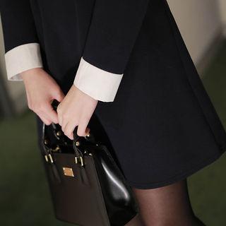 Peterpan-collar Contrast-trim A-line Dress