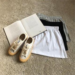 Band-waist Under Miniskirt