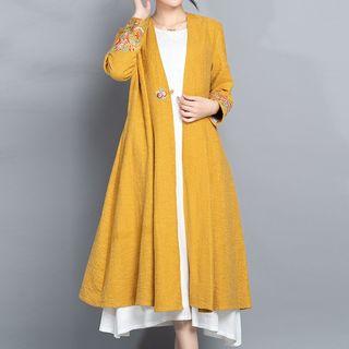 Floral Embroidered Buttoned Coat