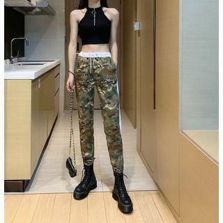 Halter-neck Zip-up Cropped Top / Camo Print Harem Pants / Set