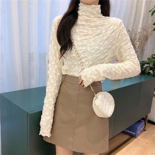 Mock-turtleneck Crinkle Long-sleeve Top