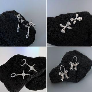 Bow / Star Faux Pearl Alloy Earring (various Designs)
