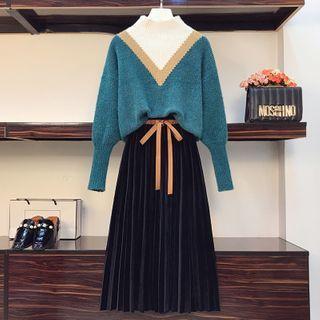 Mock-neck Sweater / Midi A-line Skirt / Set