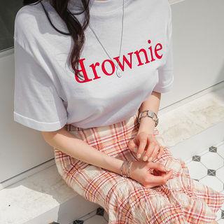 Roll-up Cuff Lettering T-shirt
