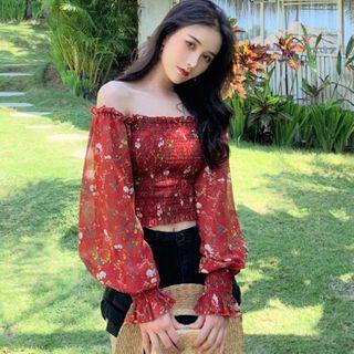 Long-sleeve Floral Print Smocked Top Red - One Size